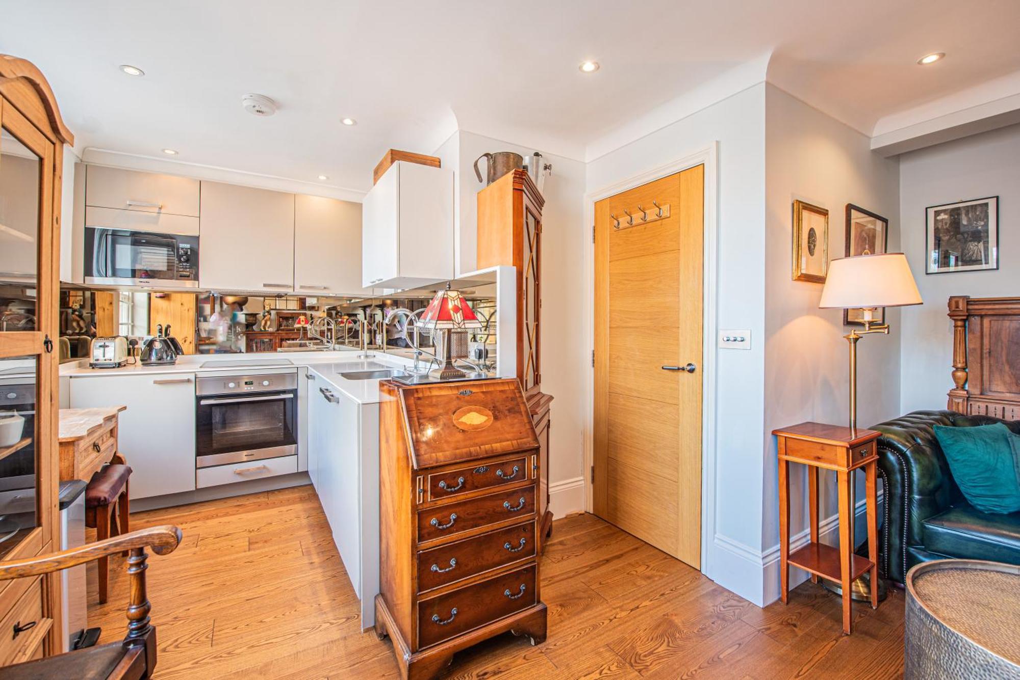 Stylish 1-Bed Flat In Soho - Prime Central לונדון מראה חיצוני תמונה